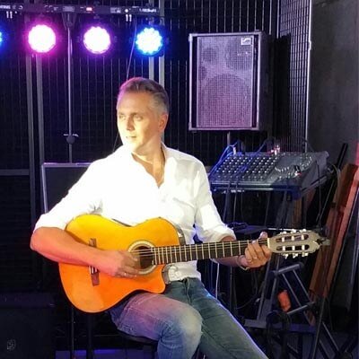 Eddy Beckler zanger gitarist